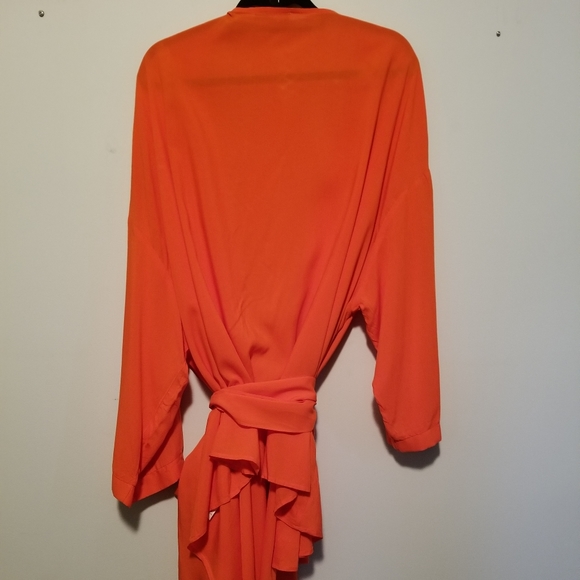 NWOT PRETTY LITTLE THING wrap top - Picture 5 of 7